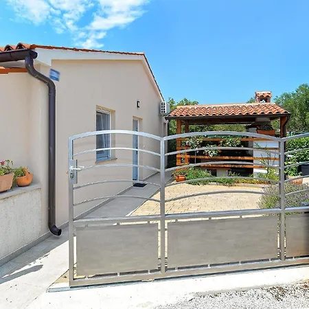 Dom wakacyjny Fuer 4 Personen Ca 37 Qm In Peroj, Istrien Istrische Riviera Peroj